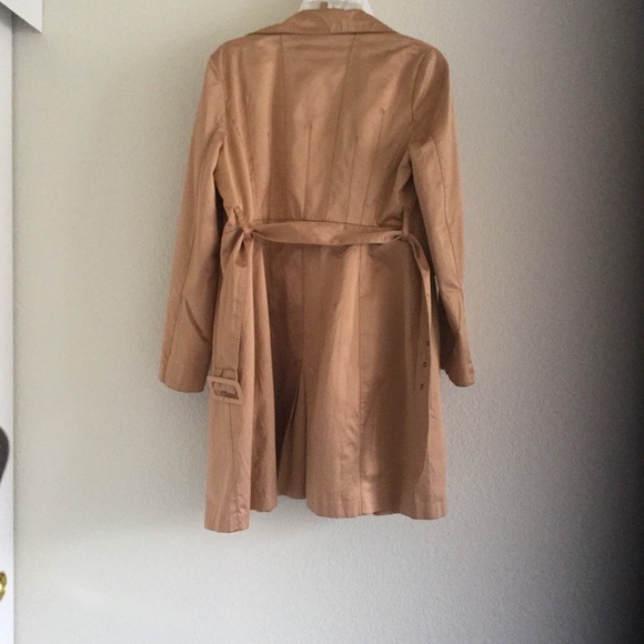 Coat - Picture 2 of 2