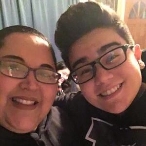 Meet your Posher, Viola