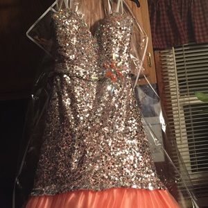 Prom dress