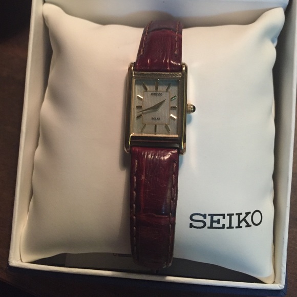 Seiko Solar Powered Leather Gold Plated Watch