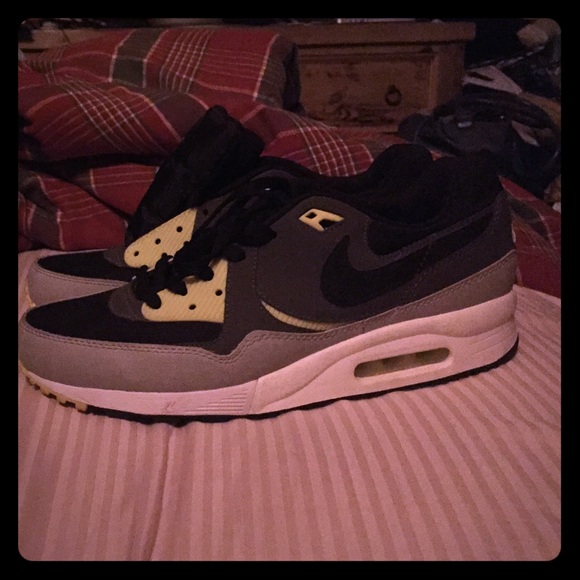 Nike air max light