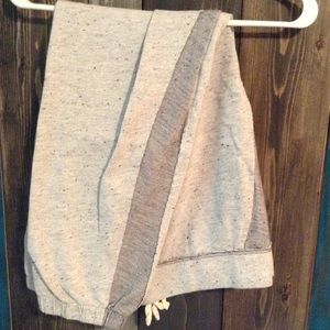 🌀 Victoria Secret Sweatpants🌀