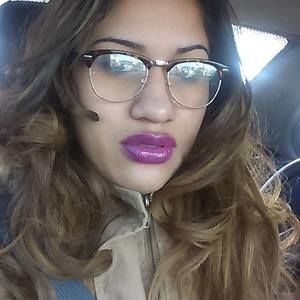 Meet your Posher, Molly