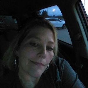 Meet your Posher, Becky