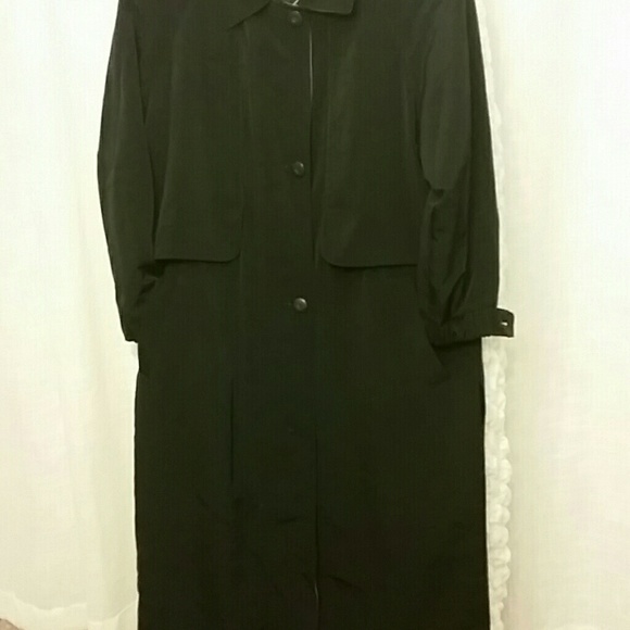 Coat - Picture 2 of 2
