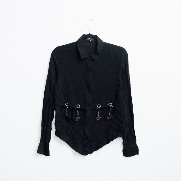 NAMELESS | Cut-Out Chain Button-Up - Picture 2 of 4