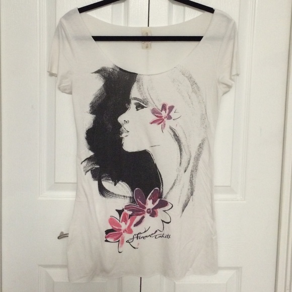 Hinano Tahiti short sleeve scoop neck shirt sz. S