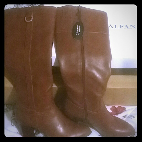 High boots with
