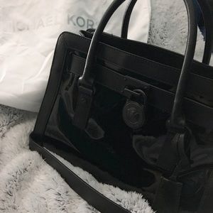 Michael Kors Hamilton frame out bag