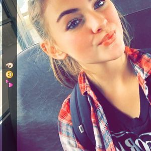 Meet your Posher, Alicia