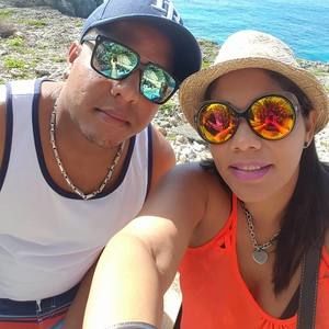 Meet your Posher, Yesenia