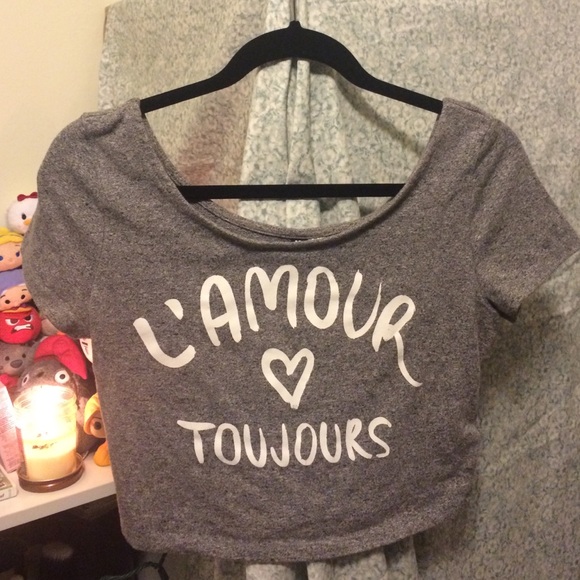 Light gray cropped tee