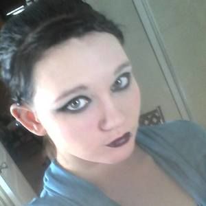 Meet your Posher, Pauline