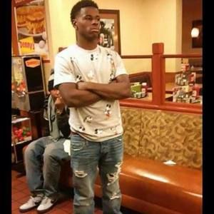 Meet your Posher, Roderick