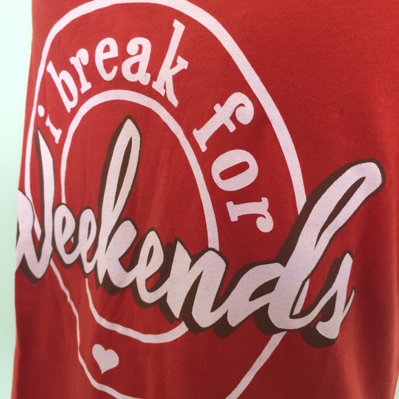 NWT Auth Wildfox Break for Weekend Tee T Shirt Red - Picture 4 of 4