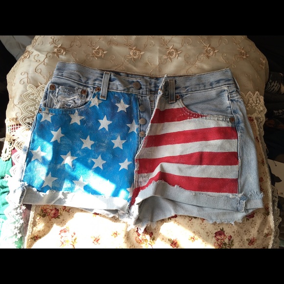 Levis jean shorts America flag s w30 501
