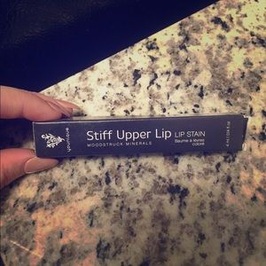 Younique stiff upper lip (lip stain)