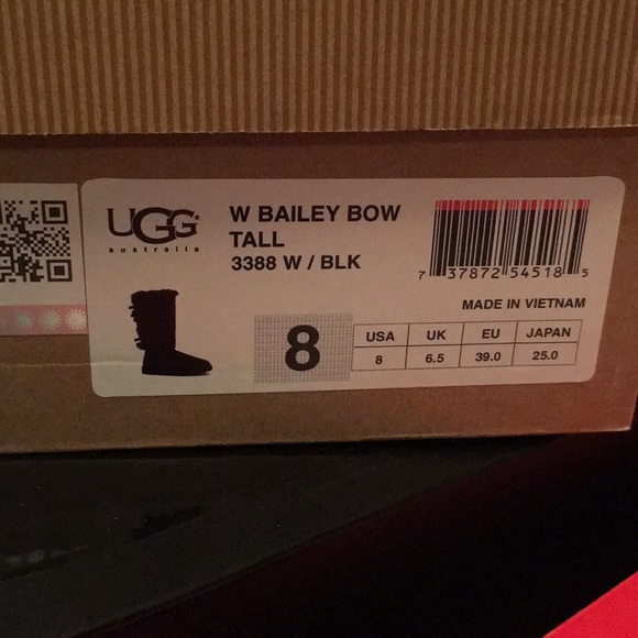 Ugg Tall Bailey Bow Genuine Sheepskin Boot - Picture 4 of 7