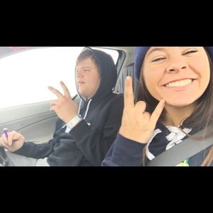 Meet your Posher, Taylor