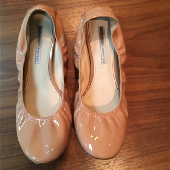 Vera Wang Lavendar, patent leather ballet flats