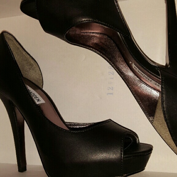 Shoes - Picture 2 of 2