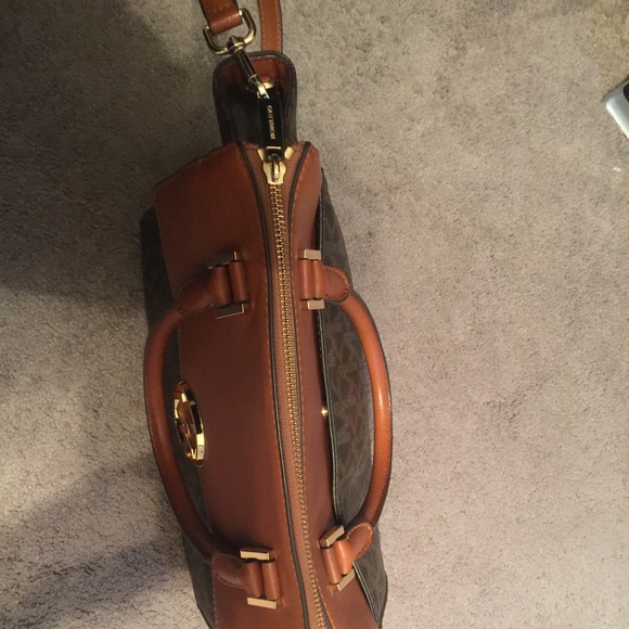 Extra pics - Picture 3 of 4