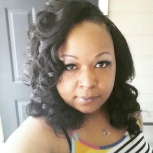 Meet your Posher, Quinetta