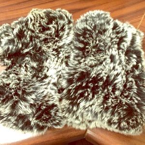 Authentic REAL rabbit fur text gloves