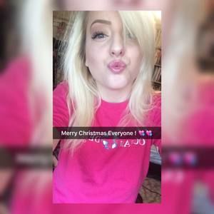 Meet your Posher, Breanna