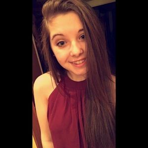 Meet your Posher, Lyndsie