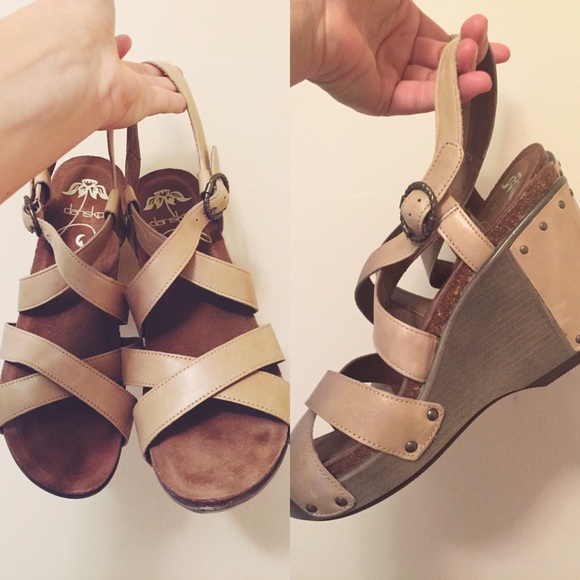 Dansko clog sandals. Worn once! - Picture 2 of 4