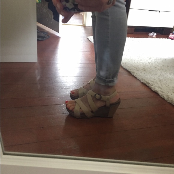 Dansko clog sandals. Worn once! - Picture 4 of 4