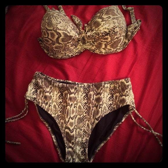 Snake skin swim suit