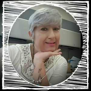 Meet your Posher, Evelyn