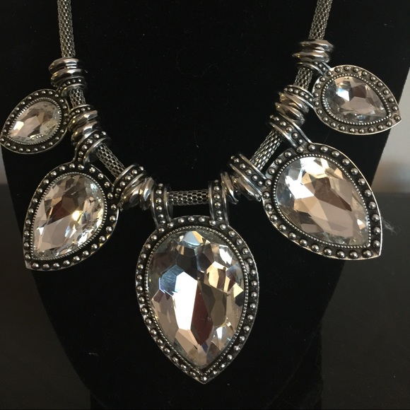 🎉SOLD🎉 Irresistible Statement Necklace (Clear) - Picture 3 of 4