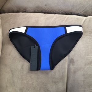 Small triangl bathing suit bottom