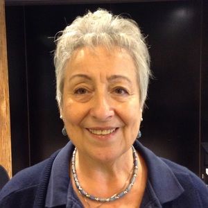 Meet your Posher, Dee