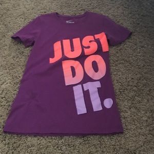 Nike t shirt