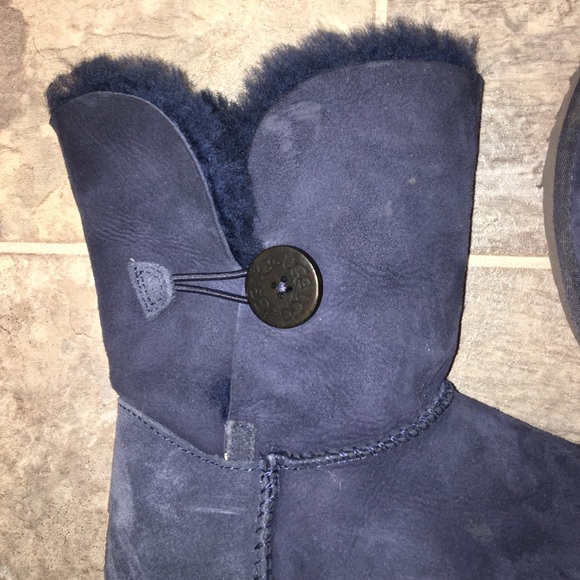 Navy Uggs Size 8 Wore Once Like New - image 2