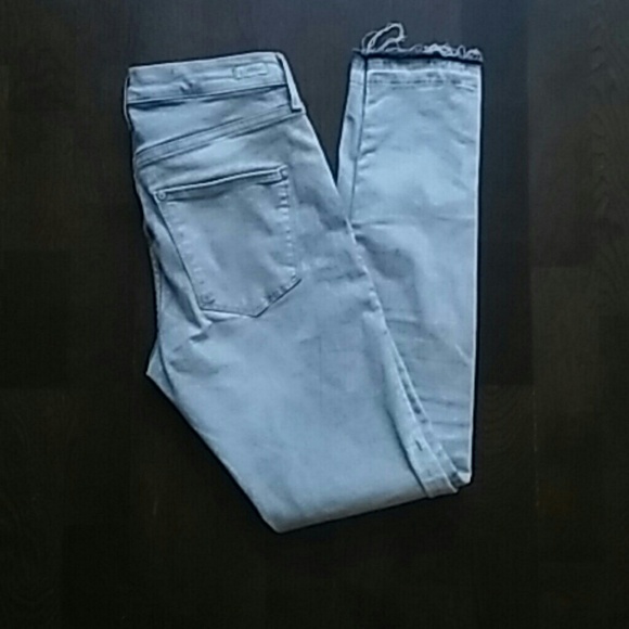 H&M light grey skinny jeans.