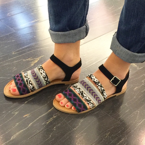 Brina Box Shoes - Aztec strap urban sandals