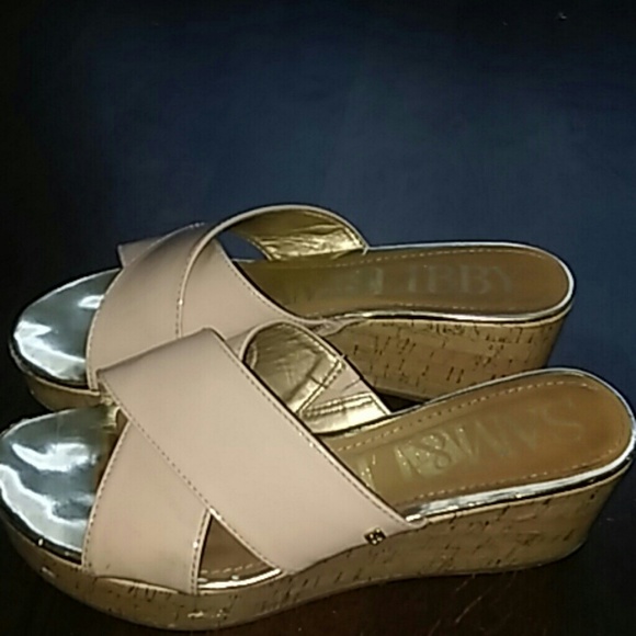 Sam&Libby patent leather sandals