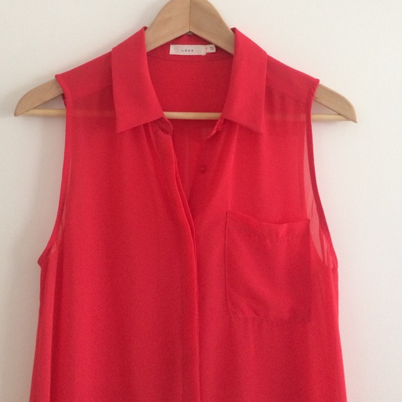 Lush Button Up Sleeveless Pocket Tunic!