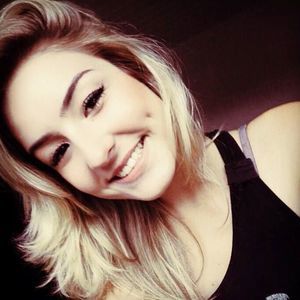 Meet your Posher, Ana paula