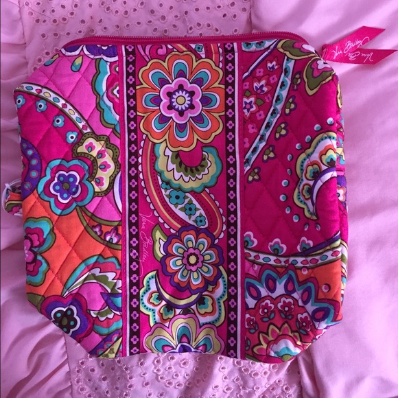 Vera Bradley makeup case👛