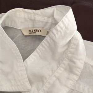White collard button down