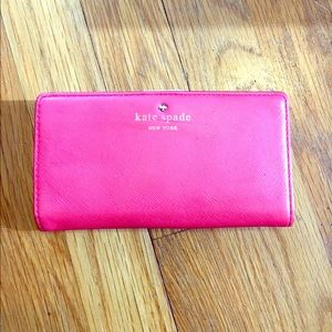 Kate Spade Wallet (Cedar Street Stacy)