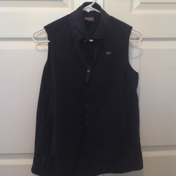Vineyard vines vest