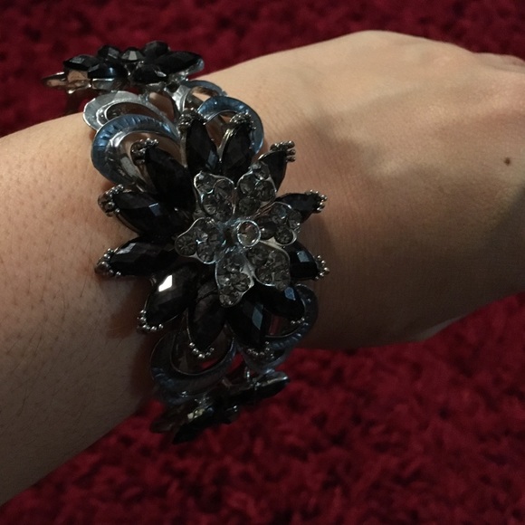 Bracelet - Picture 4 of 4