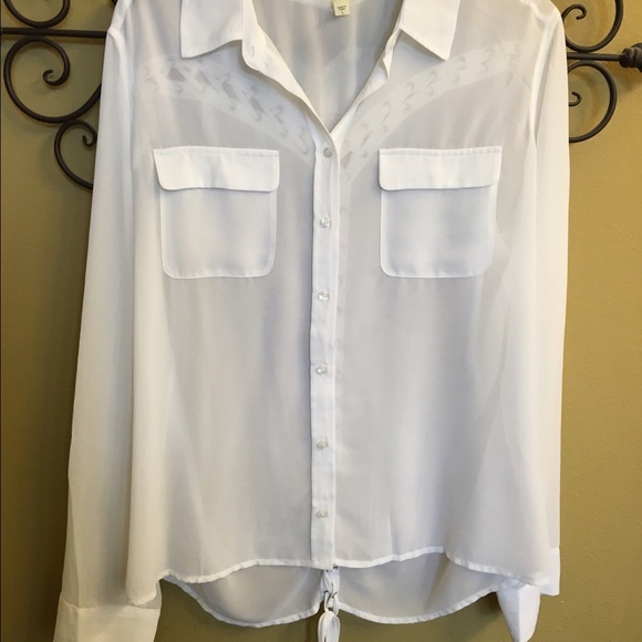 Guess top